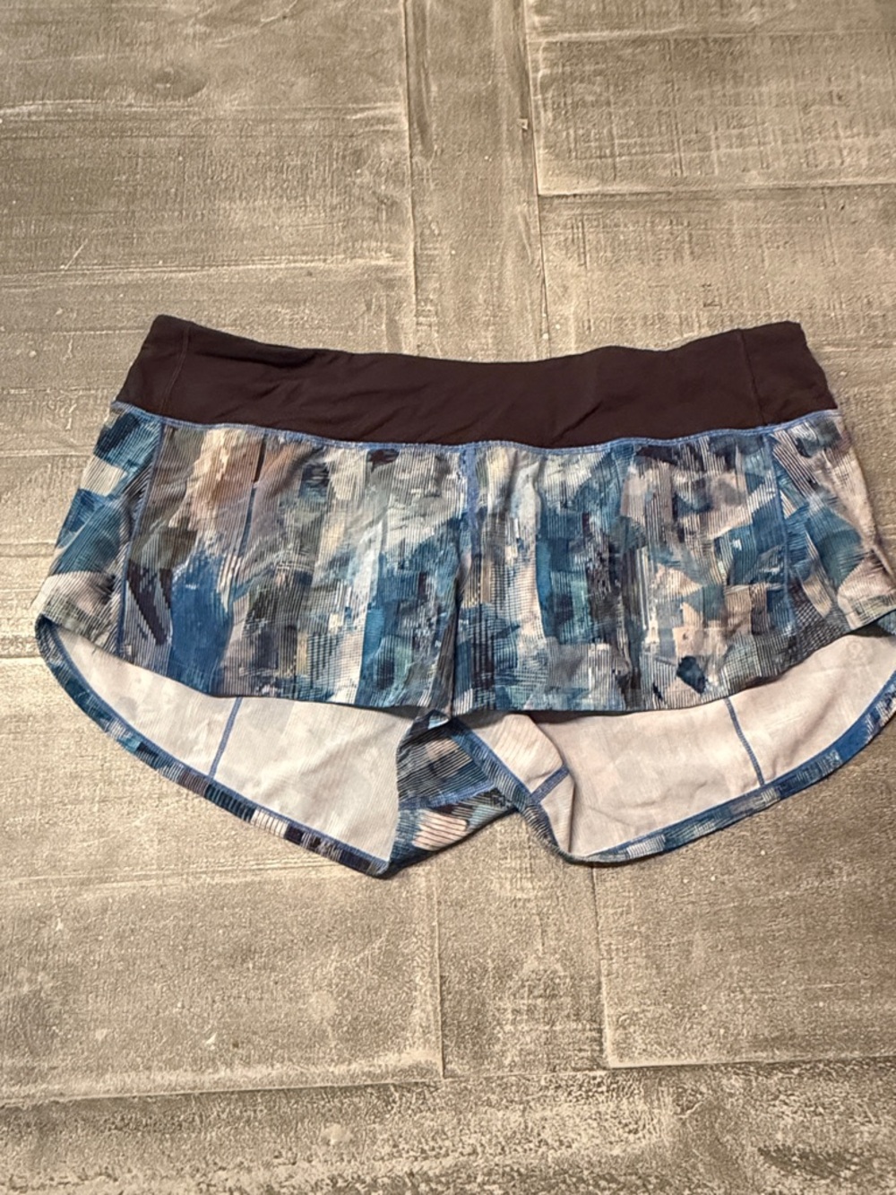 Lululemon Women’s Blue Abstract Print Running Shorts with Black Waistband